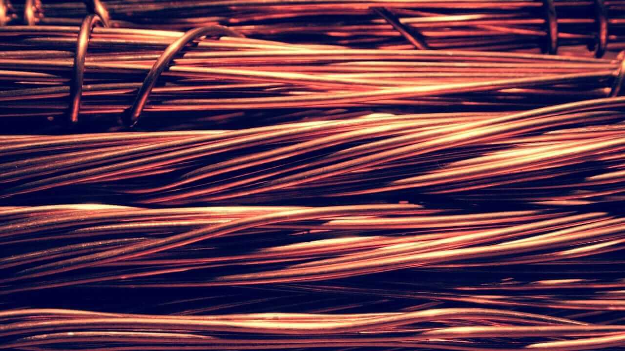 Copper wires by Lukasz Klepaczewski via Pixabay